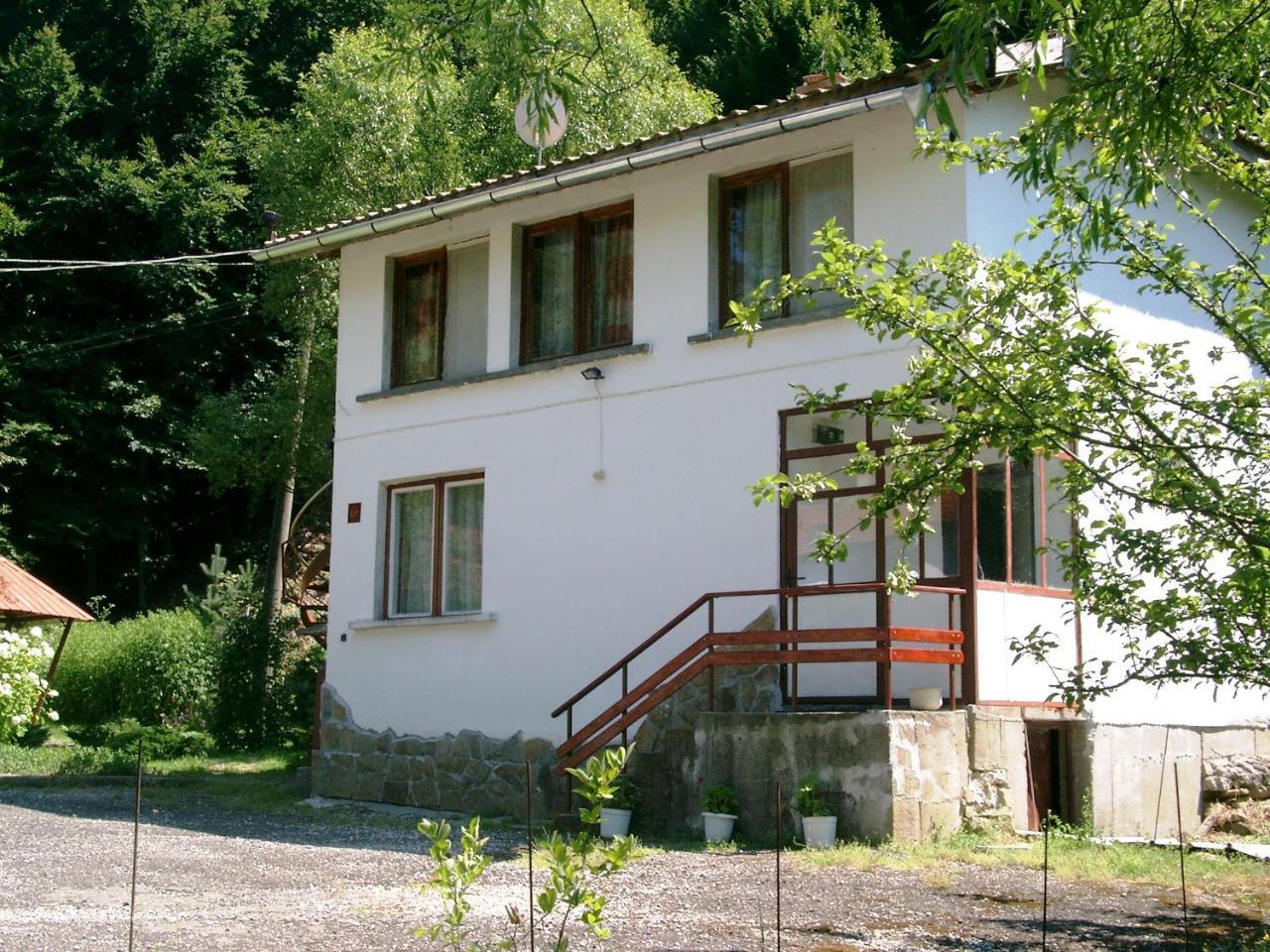 Holiday Home Tanevi Triavna Exterior foto